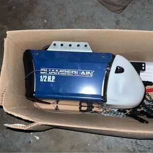 Chamberlain 1/2 HP Garage Door Opener